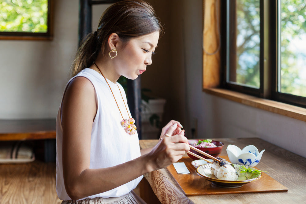 3 Tips for Being More Mindful When Eating