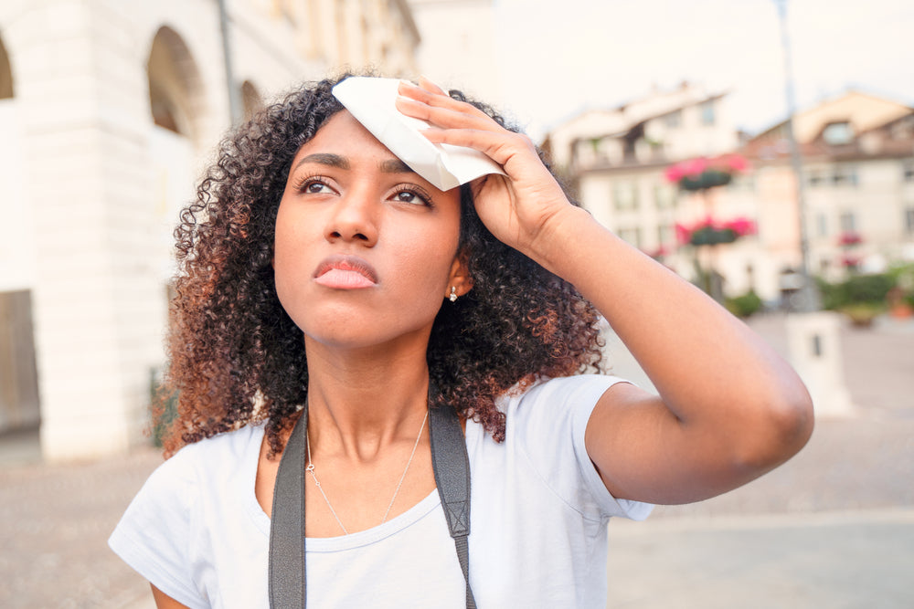 4 Warning Signs You’re Becoming Dehydrated </font>